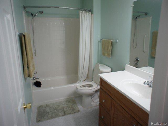 705 Burlington Road Canton, MI 48188 - Photo 10 of 15 DSC04213.JPG