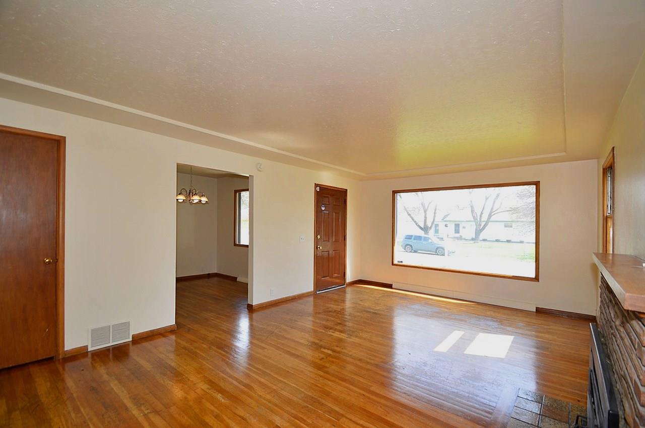 4103 North Locust Road Spokane, WA 99206 - Photo 3 of 20