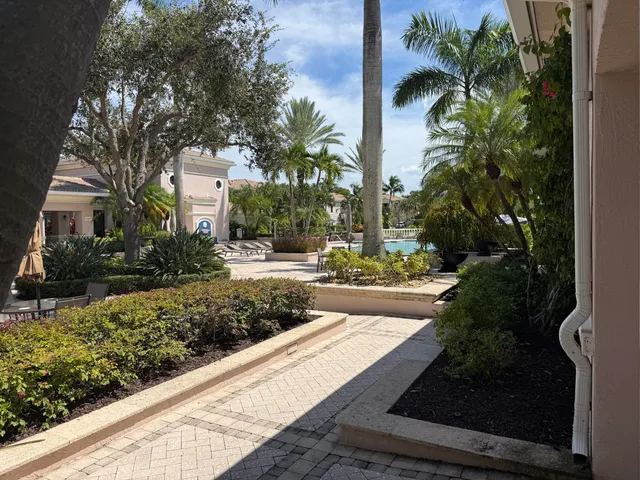 $2,450 | 3020 Alcazar Place, Unit 303, Palm Beach Gardens, FL 33410