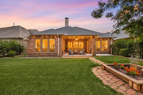 $535,000 | 10 Cottage Glen Lane, Fulshear, TX 77441