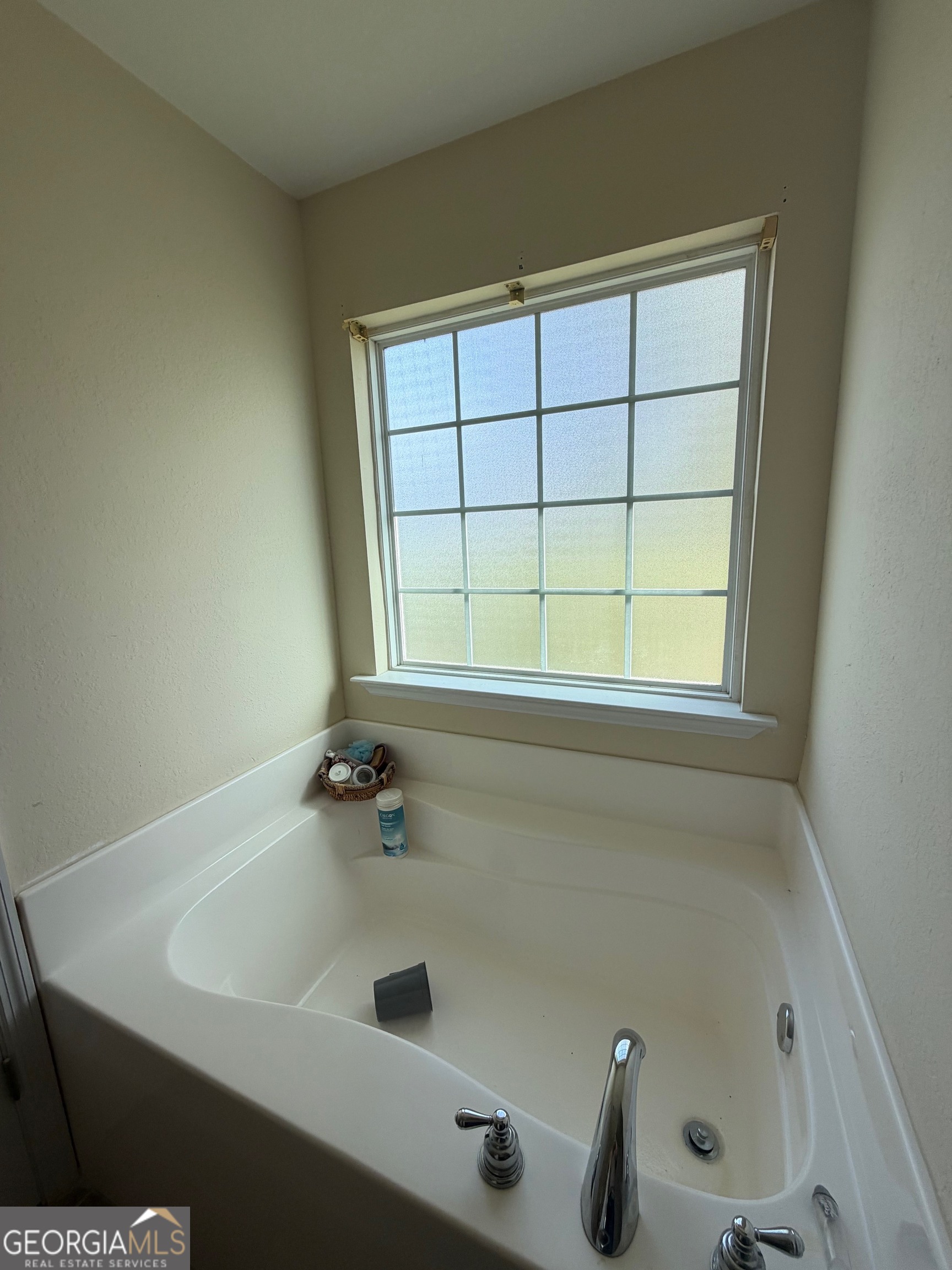 257 Mountain Laurel Road Nashville, GA 31639 - Photo 29 of 41 a bathroom with a sink