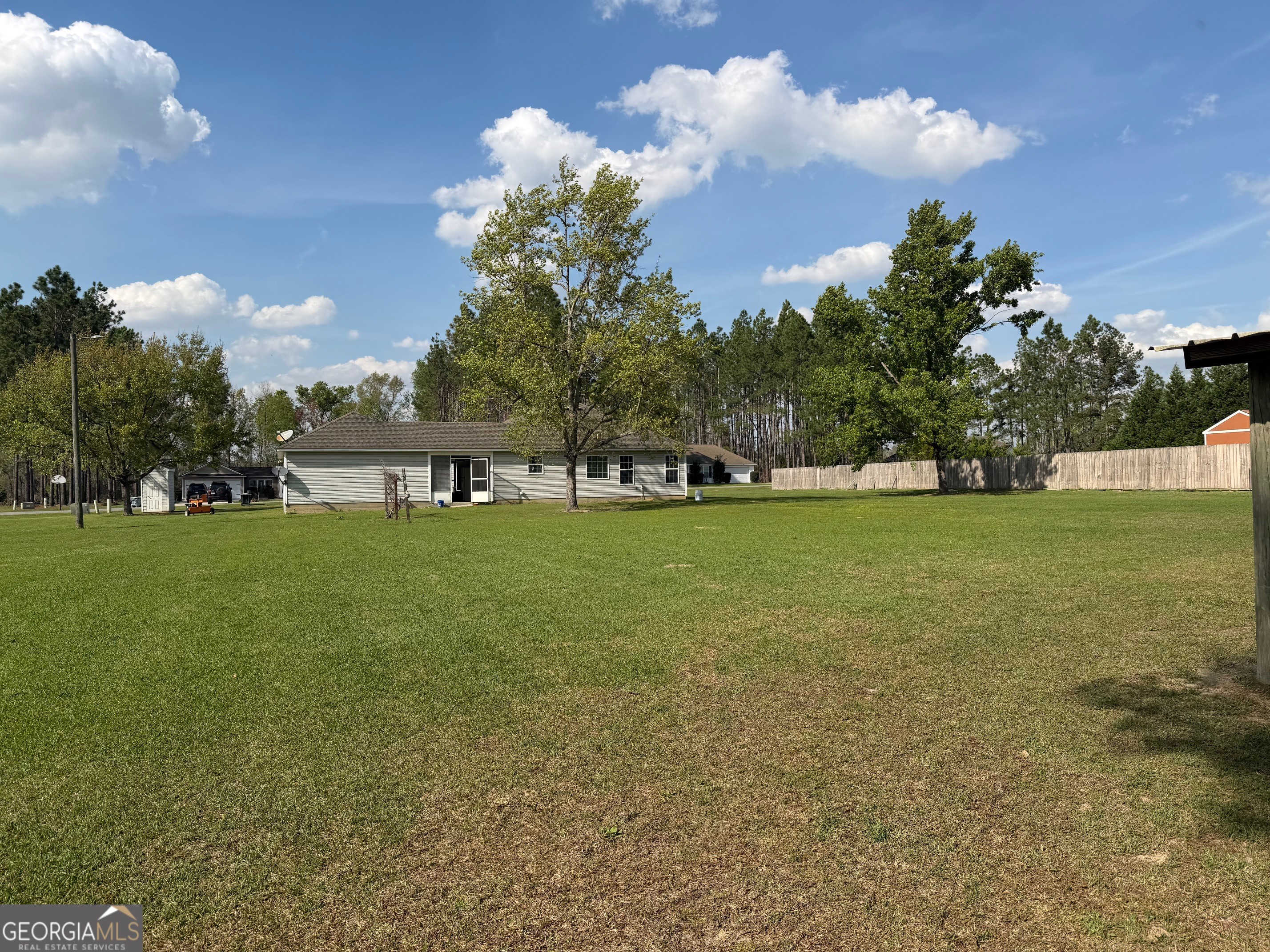 257 Mountain Laurel Road Nashville, GA 31639 - Photo 36 of 41 a view of a house with a big yard