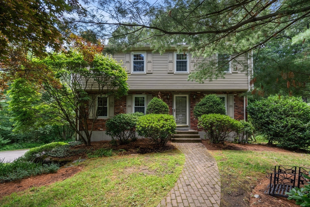 11 Bacon Road Framingham, MA 01701 - Photo 1 of 30