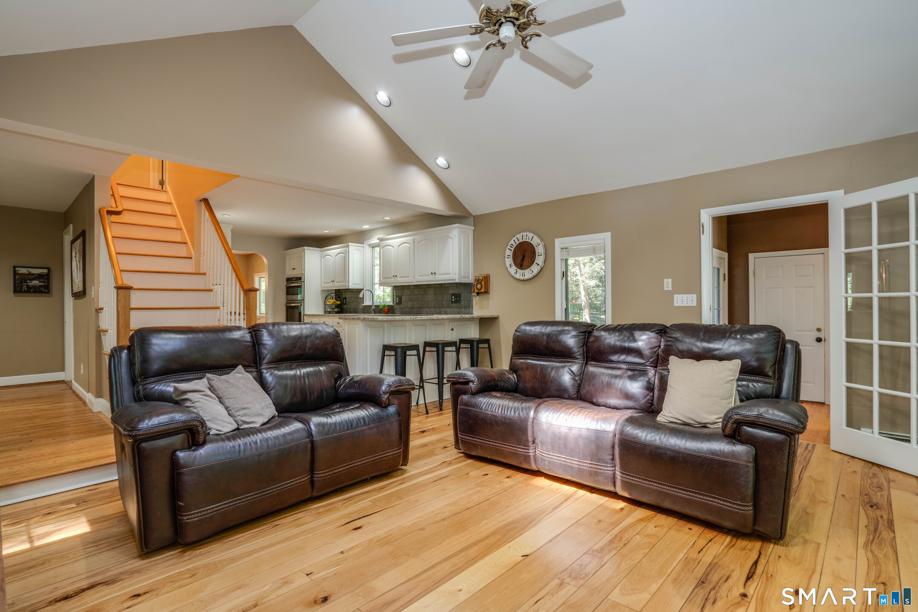 38 Hickory Hill Road Simsbury, CT 06070 - Photo 13 of 40