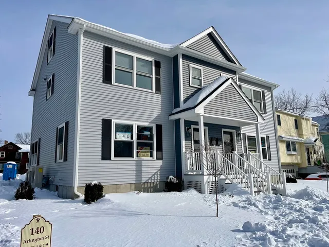 $4,800 | 140 Arlington Street, Unit 1, Medford, MA 02155