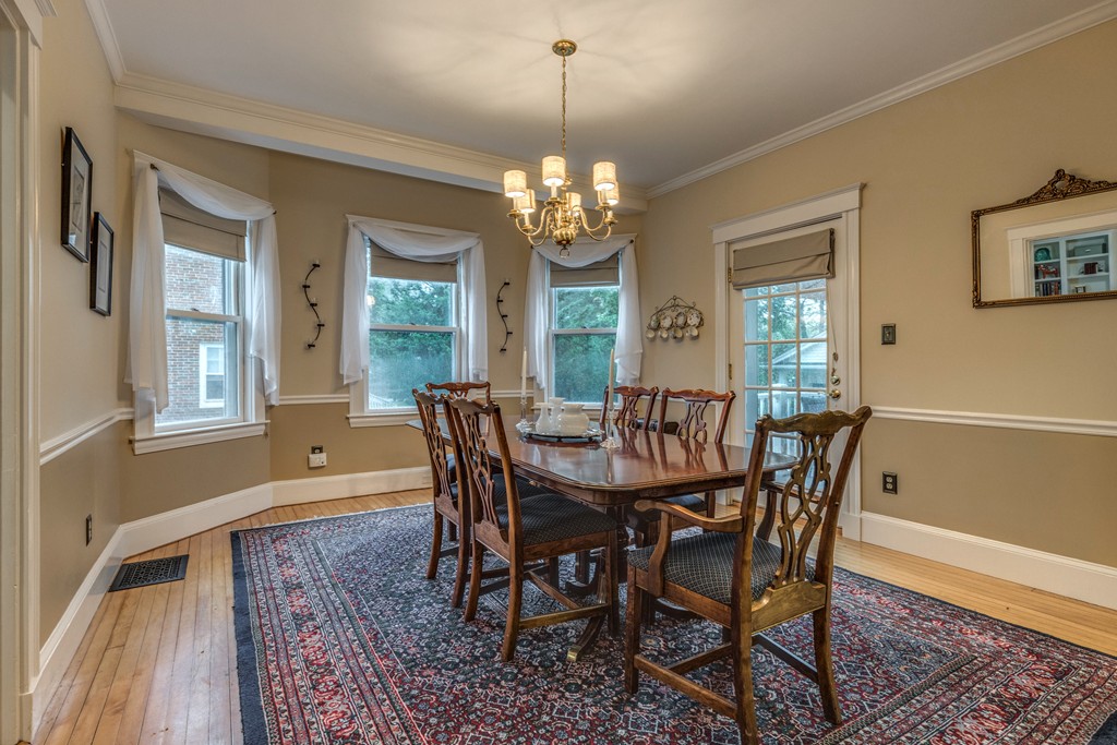 67 Warren Street Needham, MA 02492 - Photo 10 of 30 Gallery Image 10