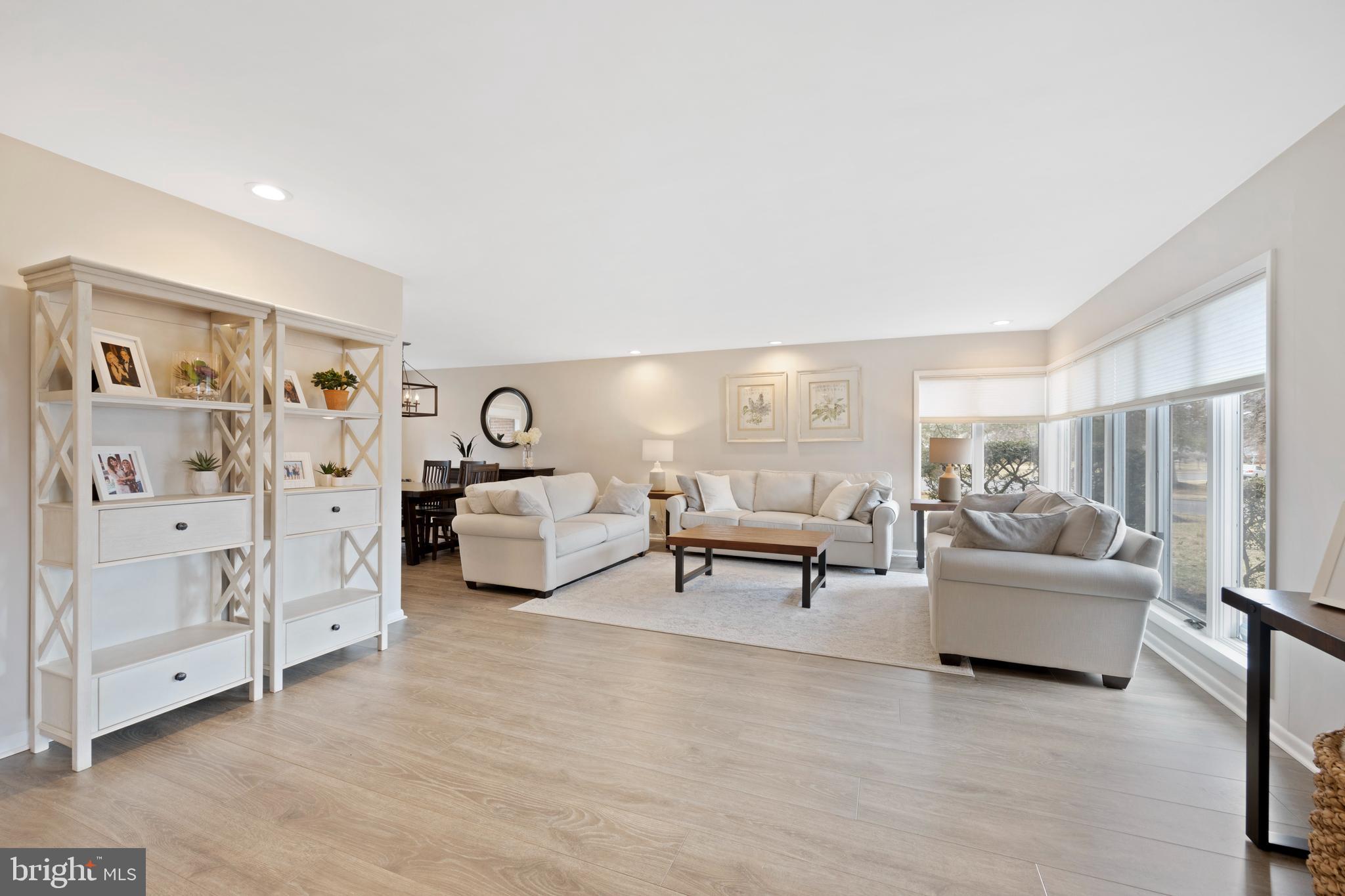 1146 Harriett Road Huntingdon Valley, PA 19006 - Photo 5 of 46 Gallery Image 5