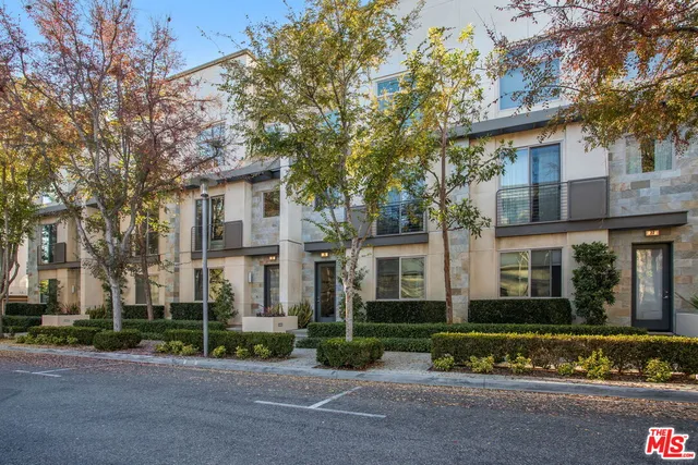 $1,390,000 | 25 Delancy, Irvine, CA 92612