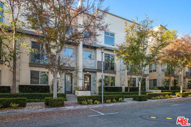 $1,390,000 | 25 Delancy, Irvine, CA 92612