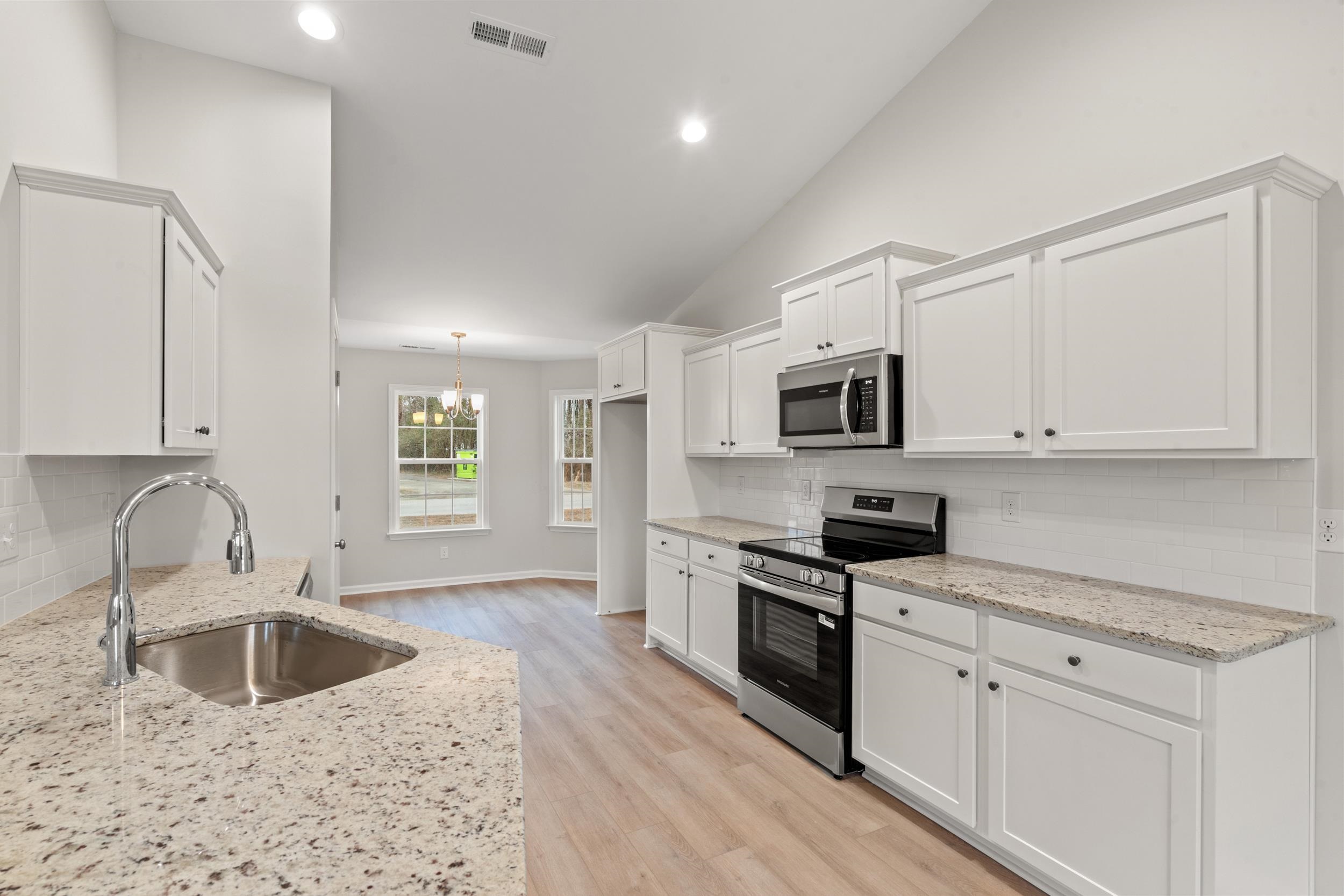 1137 Pecan Grove Boulevard Conway, SC 29527 - Photo 5 of 26