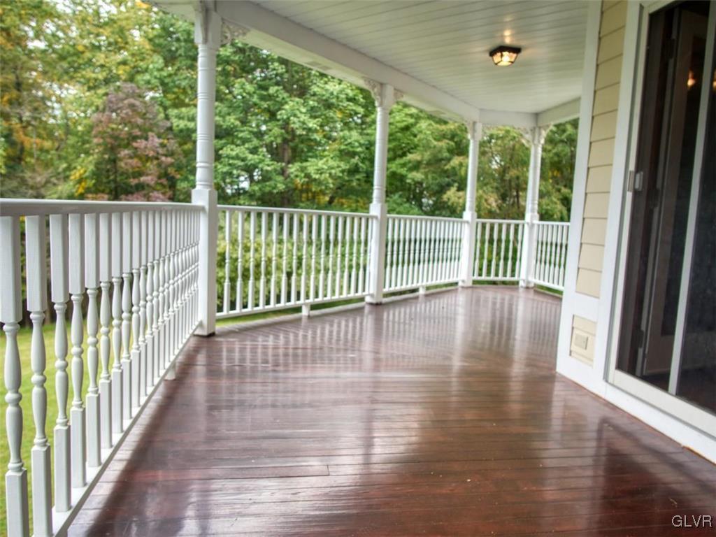 1640 Spring Valley Road Bethlehem, PA 18015 - Photo 12 of 47 Gallery Image 12