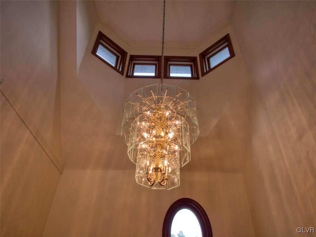 1640 Spring Valley Road Bethlehem, PA 18015 - Photo 15 of 47 Gallery Image 15