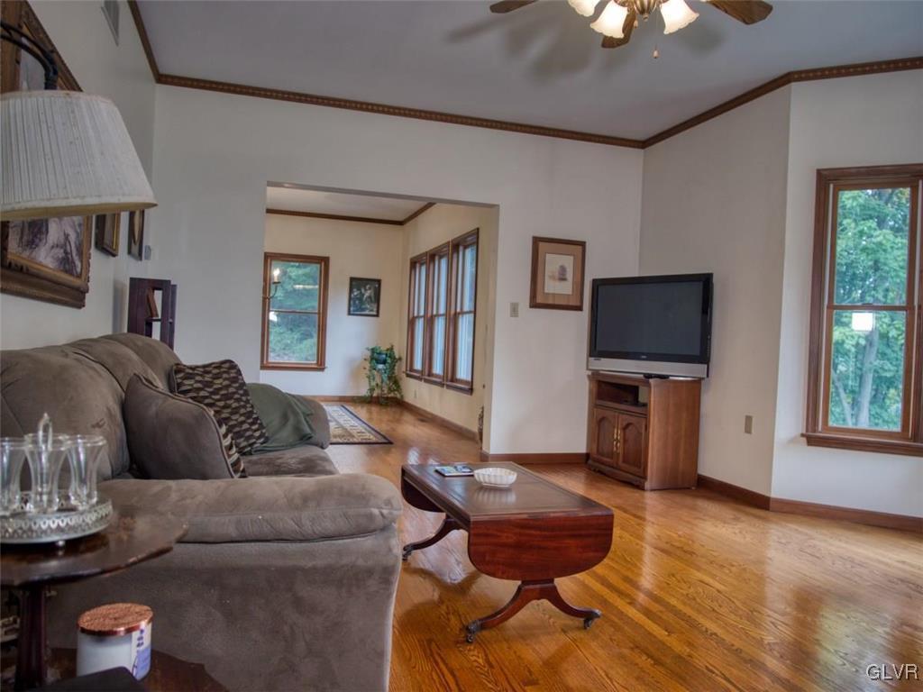1640 Spring Valley Road Bethlehem, PA 18015 - Photo 16 of 47 Gallery Image 16