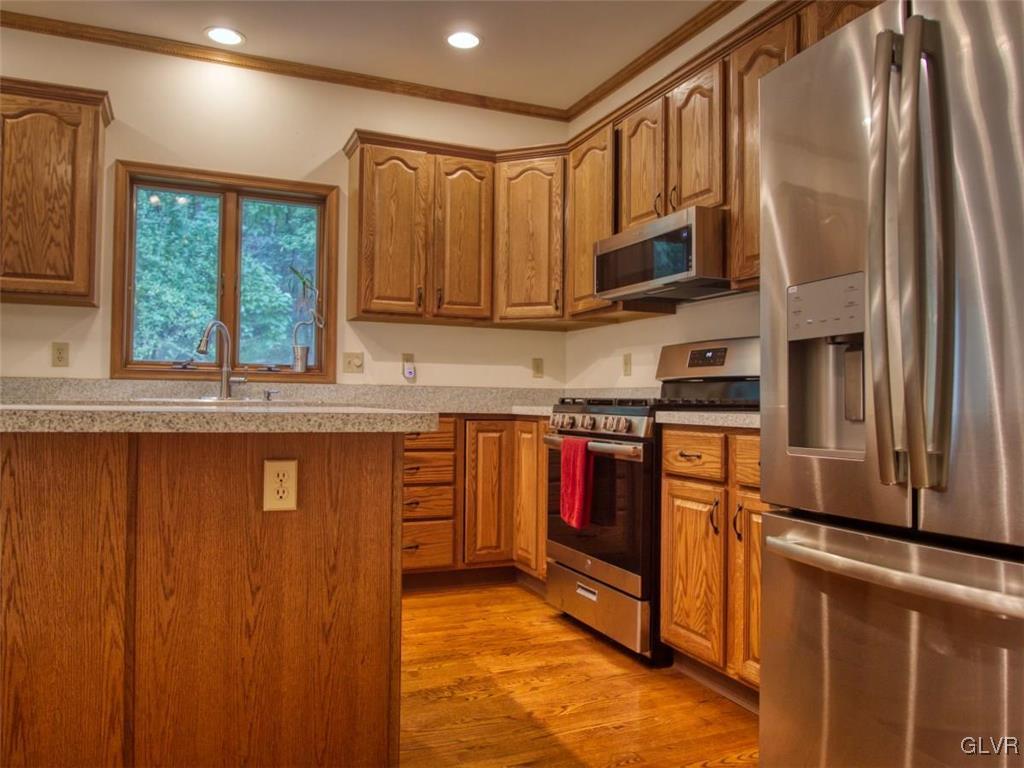 1640 Spring Valley Road Bethlehem, PA 18015 - Photo 20 of 47 Gallery Image 20