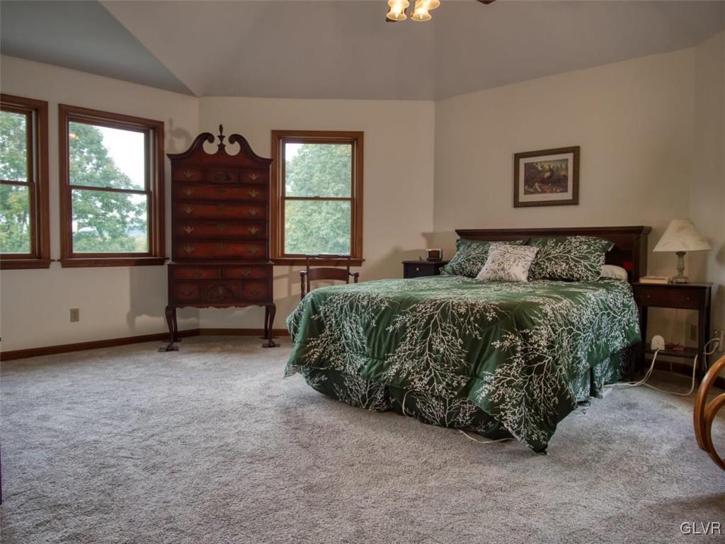 1640 Spring Valley Road Bethlehem, PA 18015 - Photo 31 of 47 Gallery Image 31