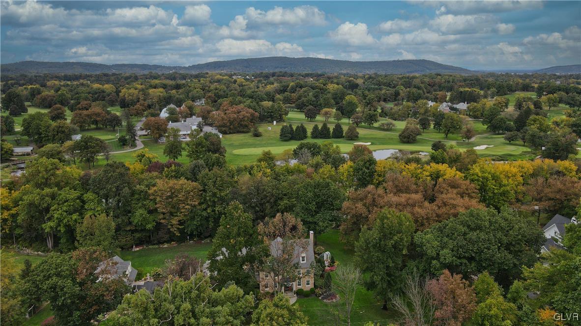 1640 Spring Valley Road Bethlehem, PA 18015 - Photo 8 of 47 Gallery Image 8