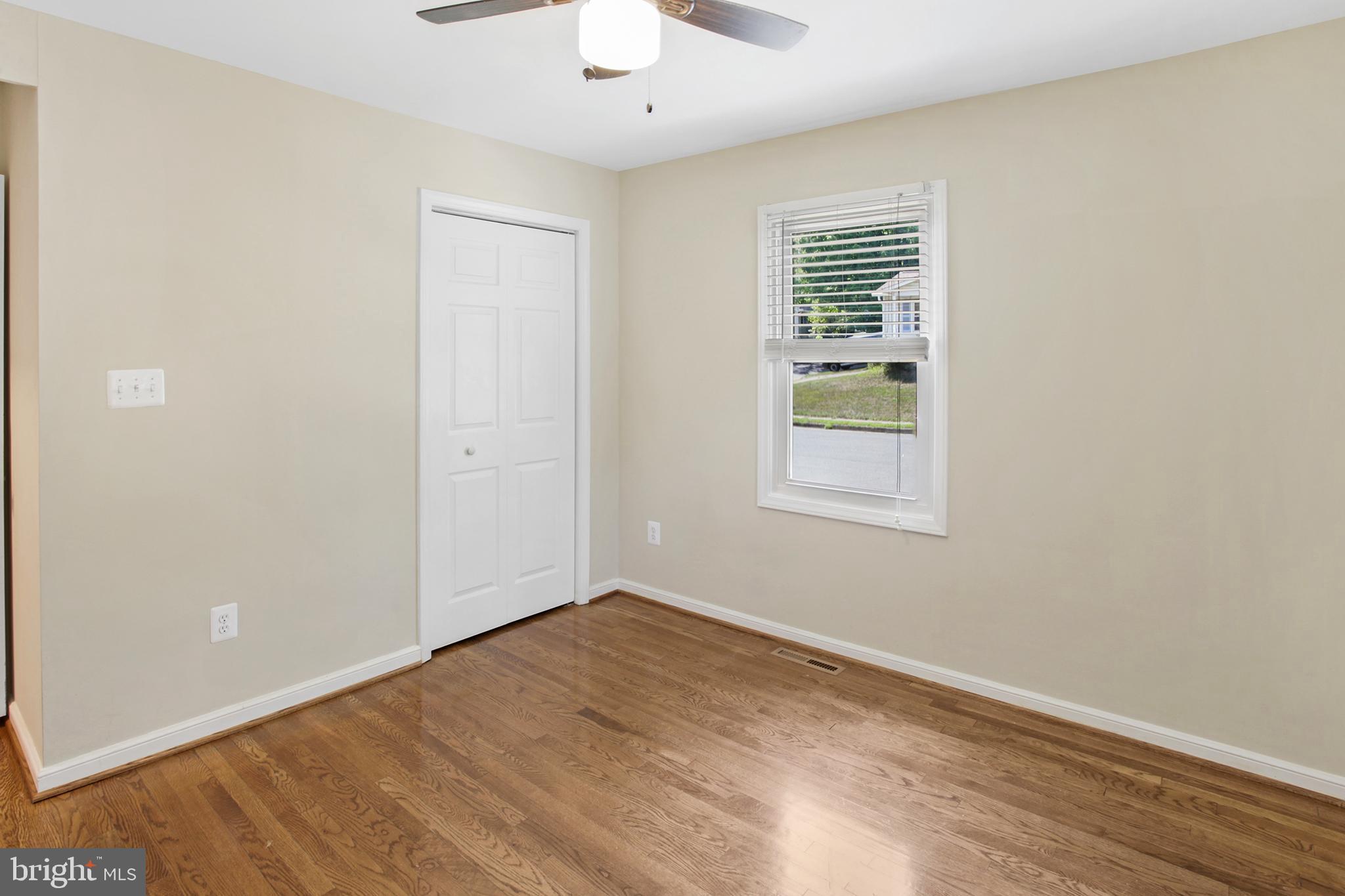 133 Oakview Drive Southeast Leesburg, VA 20175 - Photo 12 of 32 primary bedroom