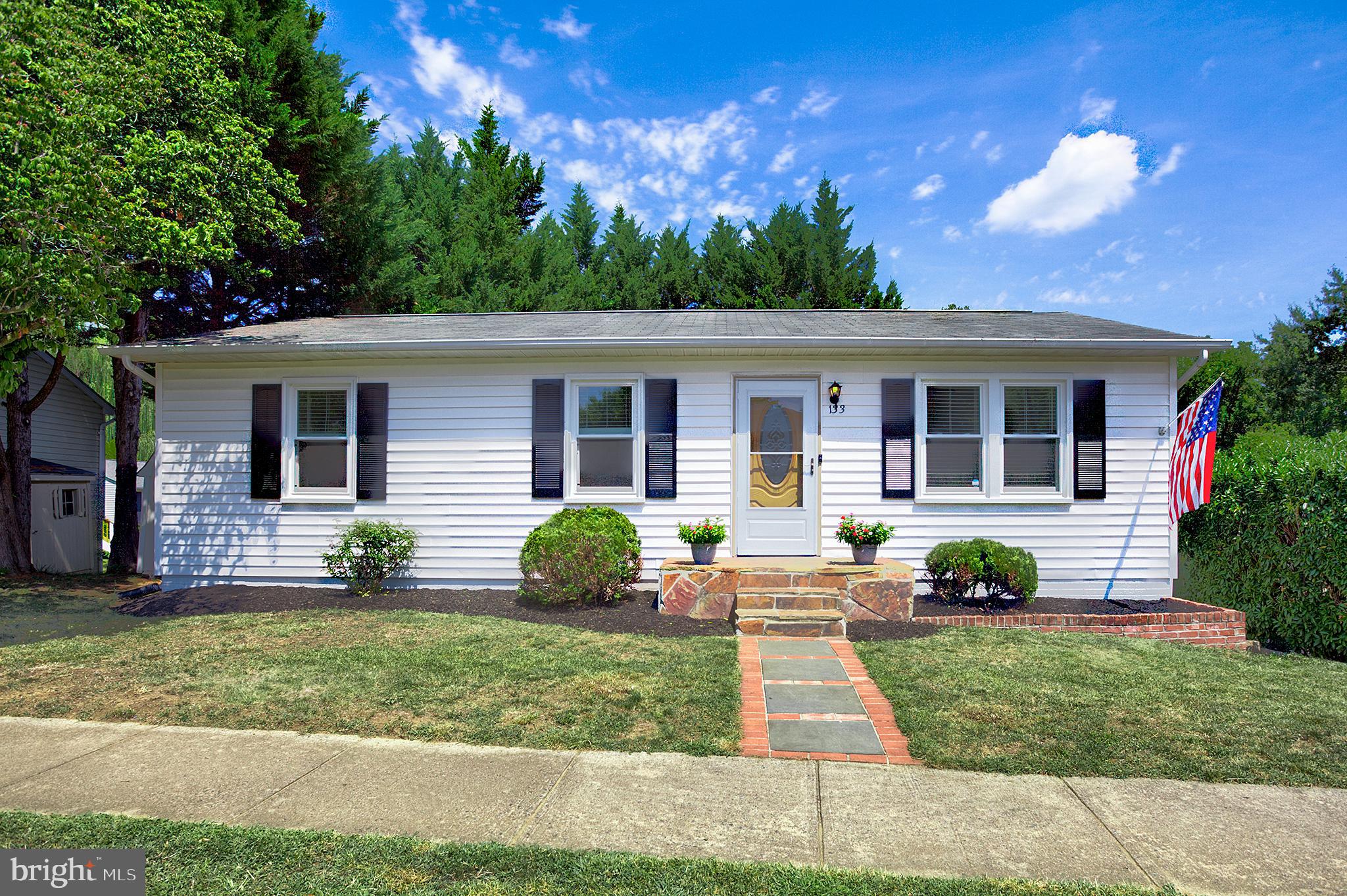 133 Oakview Drive Southeast Leesburg, VA 20175 - Photo 24 of 32