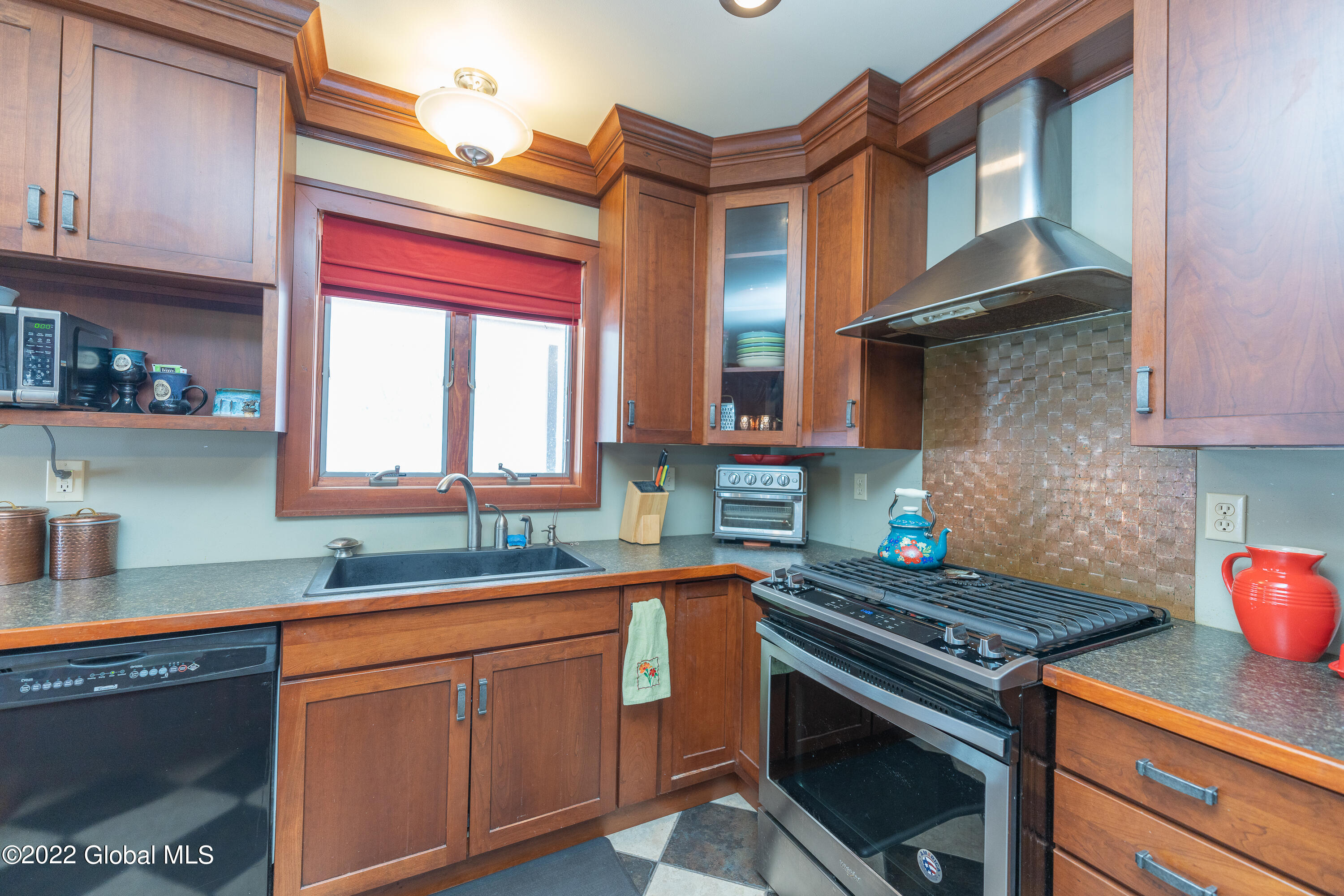 12 Perry Road Troy, NY 12182 - Photo 15 of 48 2 Kitchen 8