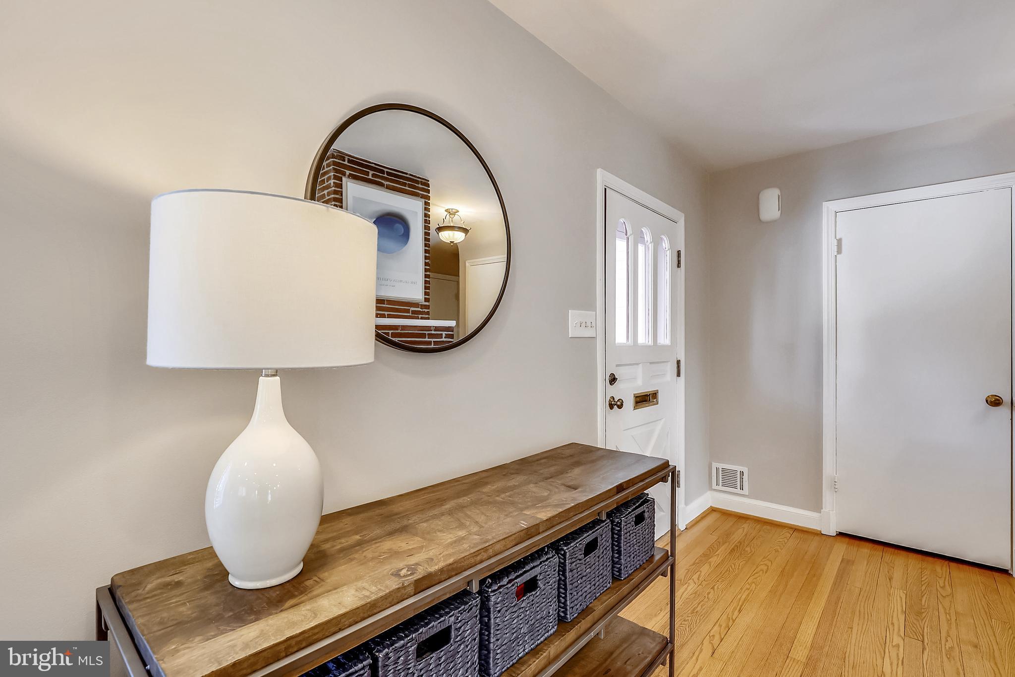1602 Sherwood Road Silver Spring, MD 20902 - Photo 5 of 41 Welcoming foyer