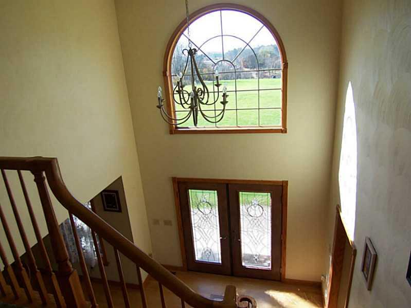 174 Goodview Drive Apollo, PA 15613 - Photo 22 of 23 Entry/Foyer.