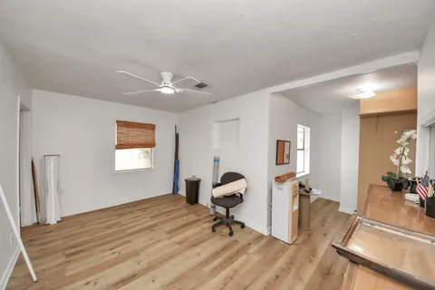 $199,000 | 5303 Lyons Avenue, Unit 4, Houston, TX 77020