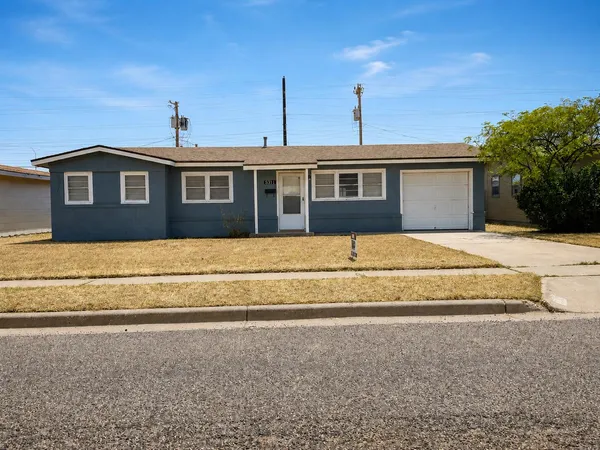 $1,100 | 5311 33rd Street, Lubbock, TX 79407