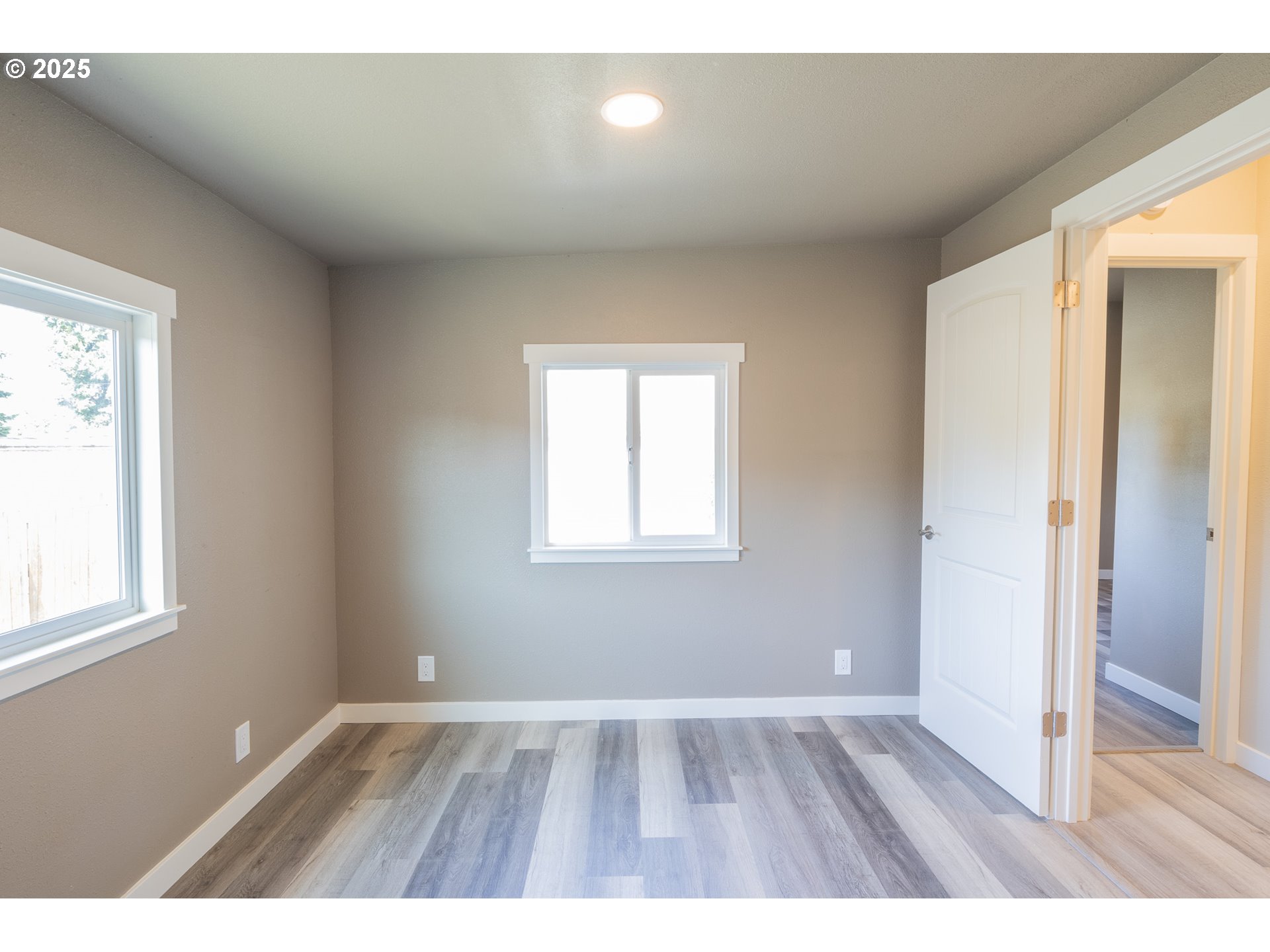 156 Cedar Street Yoncalla, OR 97499 - Photo 24 of 38 Bedroom