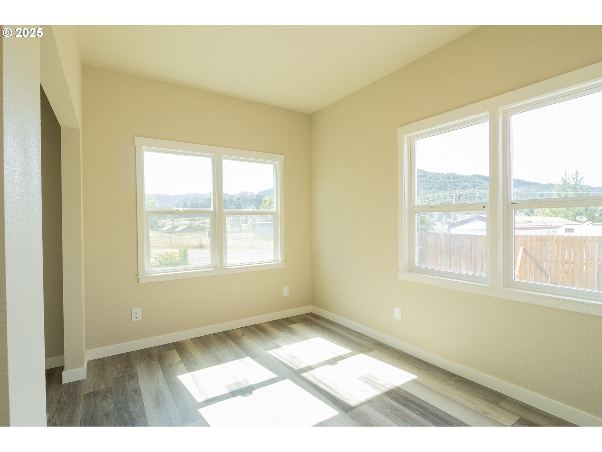 156 Cedar Street Yoncalla, OR 97499 - Photo 30 of 38 Bedroom