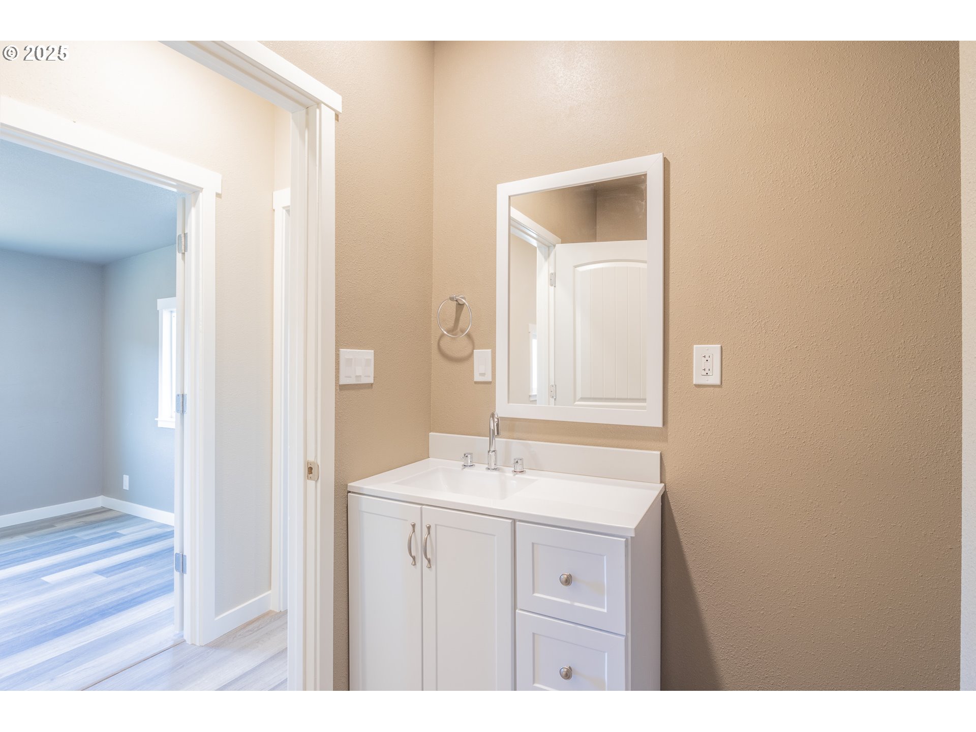 156 Cedar Street Yoncalla, OR 97499 - Photo 35 of 38