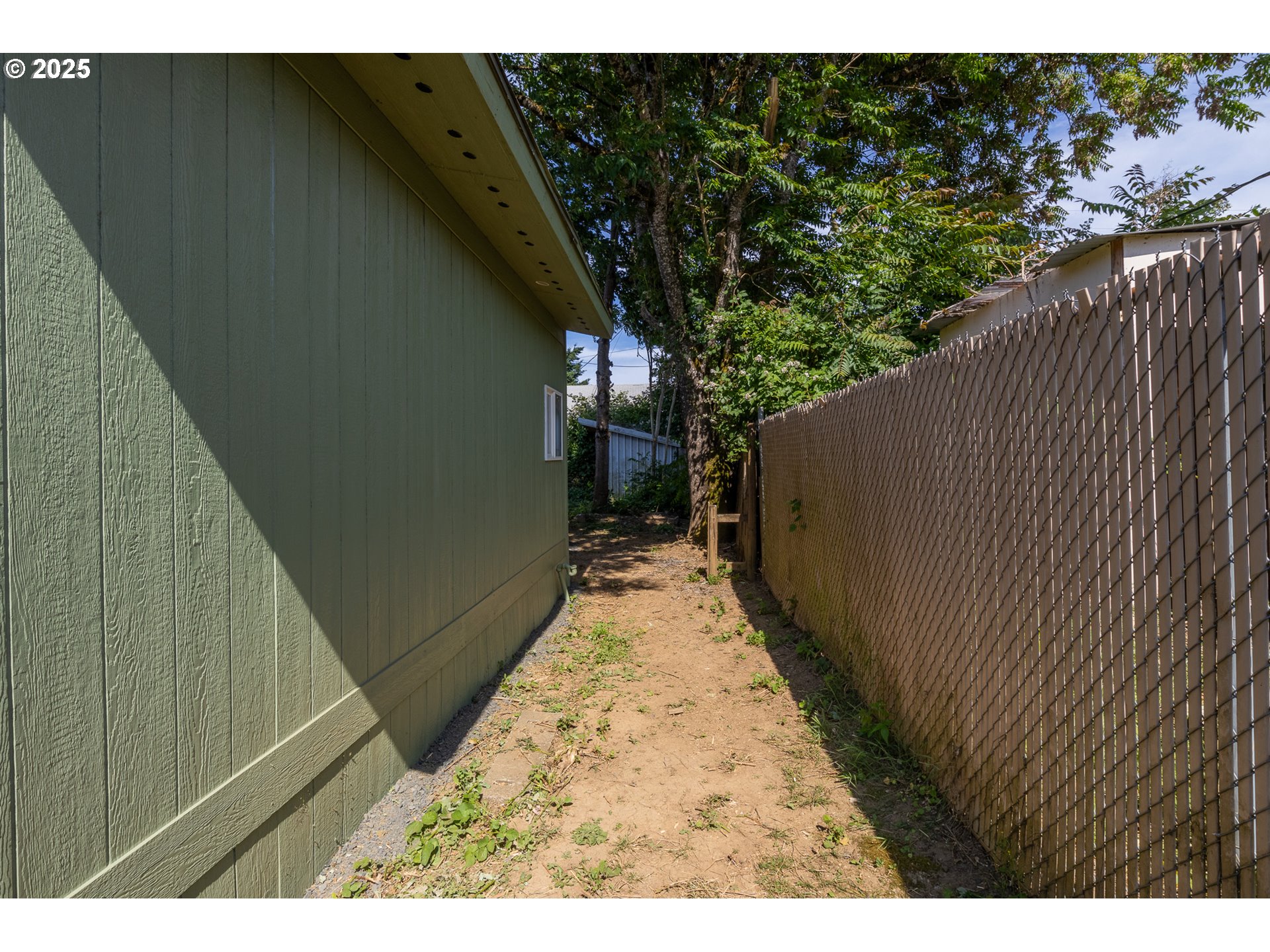 156 Cedar Street Yoncalla, OR 97499 - Photo 9 of 38