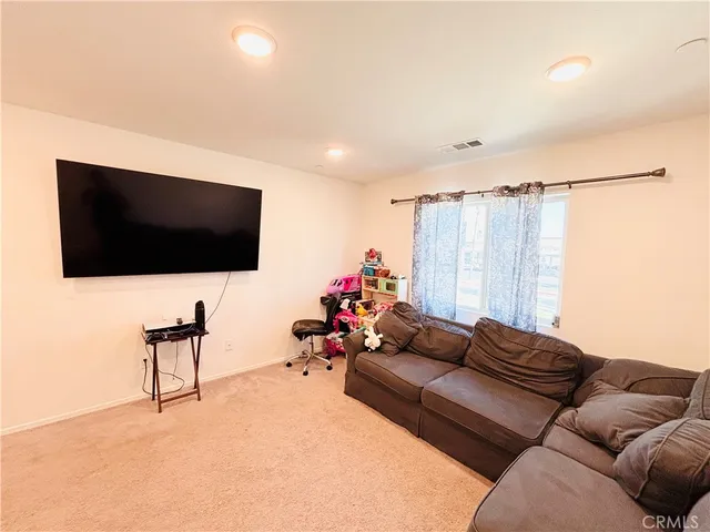 $519,000 | 32770 Shorecrest Way, Lake Elsinore, CA 92530