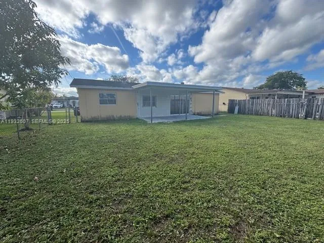 $419,000 | 11331 Northwest 37th Place, Sunrise, FL 33323