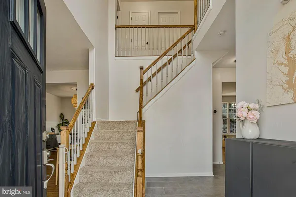 a view of entryway and hallway