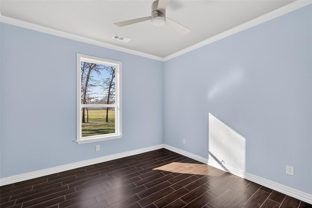 306 Garden Court Springtown, TX 76082 - Photo 30 of 39 Bedroom (3)