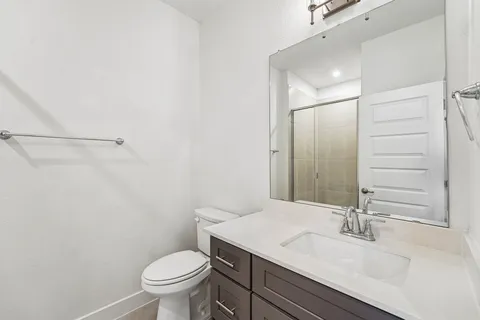$499,999 | 200 West 56th Street, Unit 2103, Austin, TX 78751