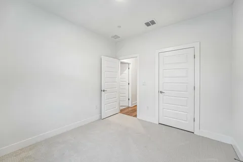 $499,999 | 200 West 56th Street, Unit 2103, Austin, TX 78751