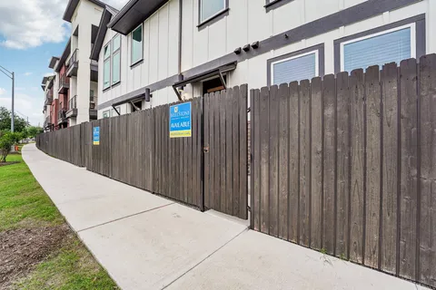 $499,999 | 200 West 56th Street, Unit 2103, Austin, TX 78751