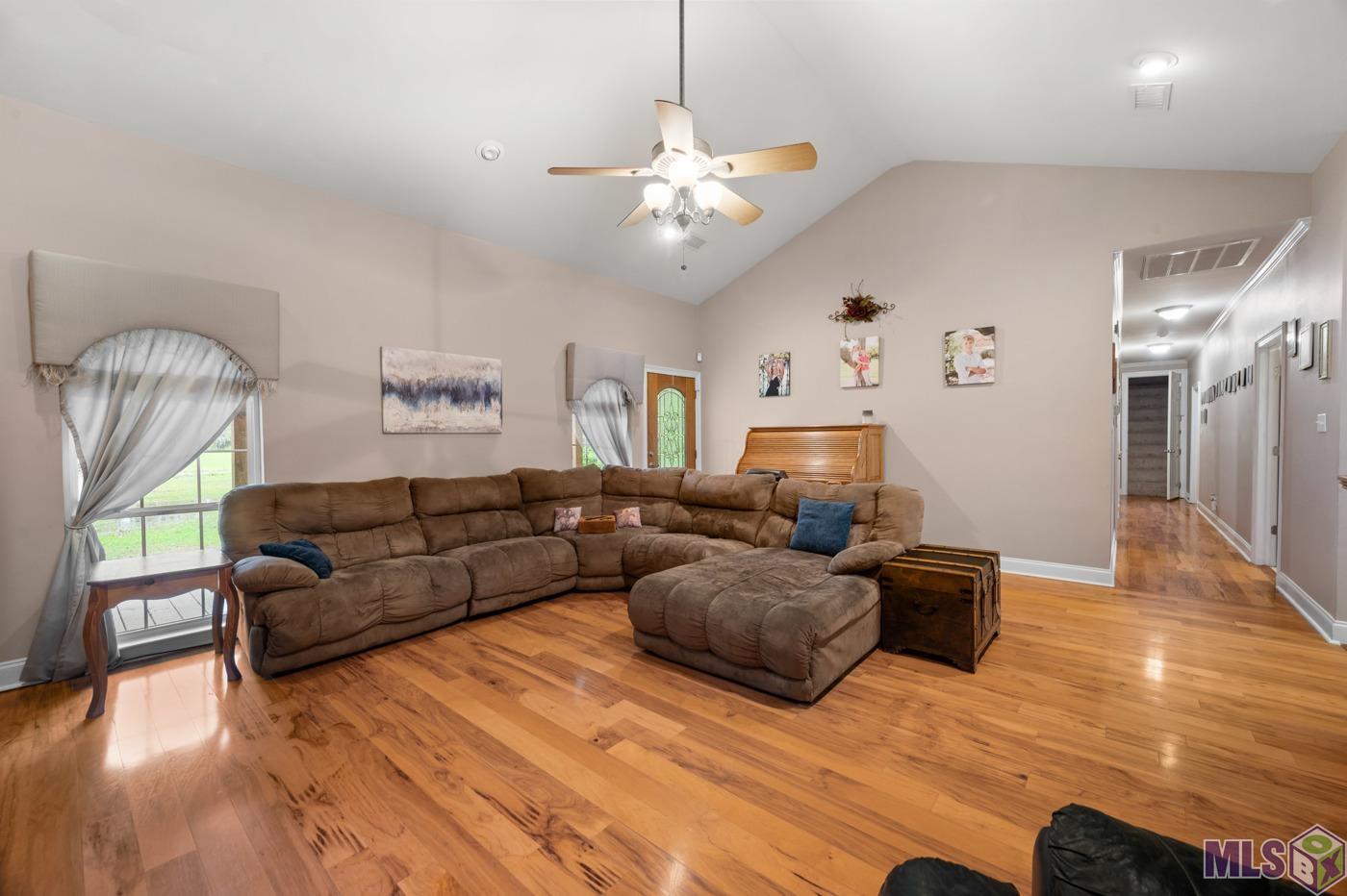 38119 Percy Easterly Road Denham Springs, LA 70706 - Photo 3 of 26 Gallery Image 3