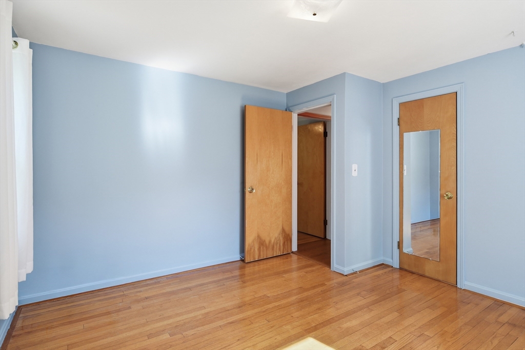 315 Porter Road East Longmeadow, MA 01028 - Photo 12 of 39