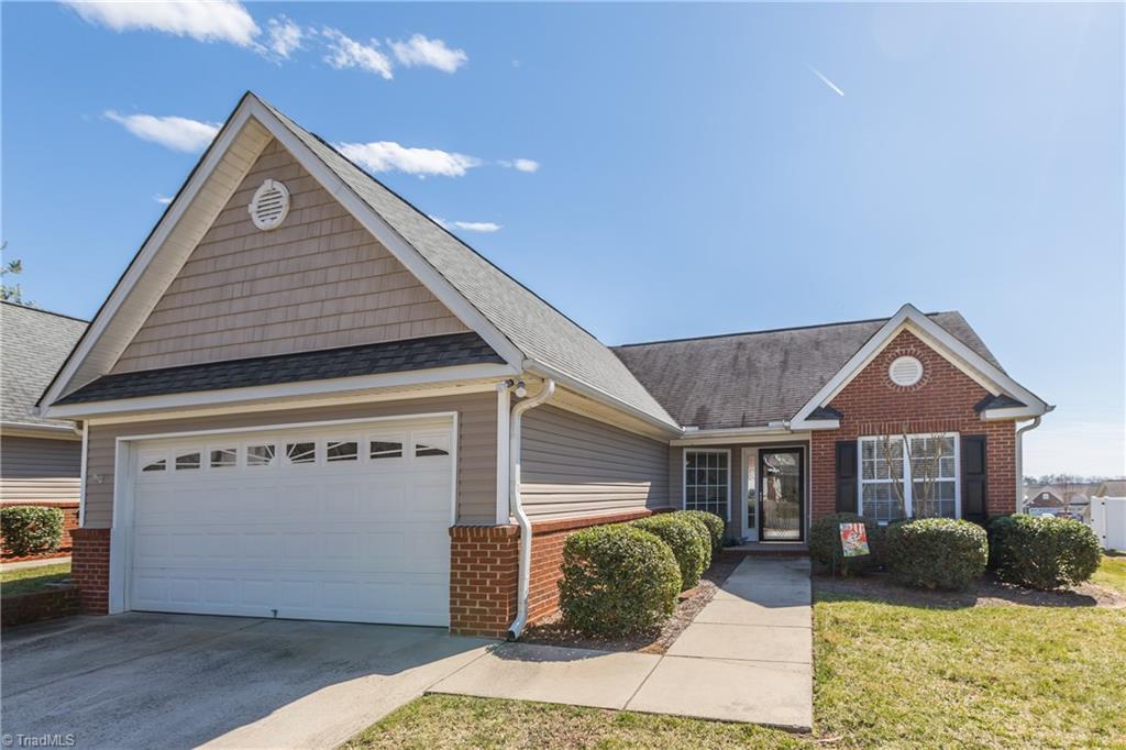 633 Ansley Way High Point, NC 27265 - Photo 1 of 29