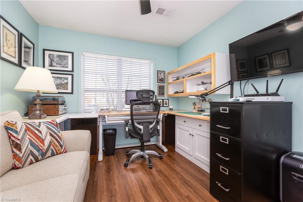 633 Ansley Way High Point, NC 27265 - Photo 16 of 29 Bedroom 3 / Office
