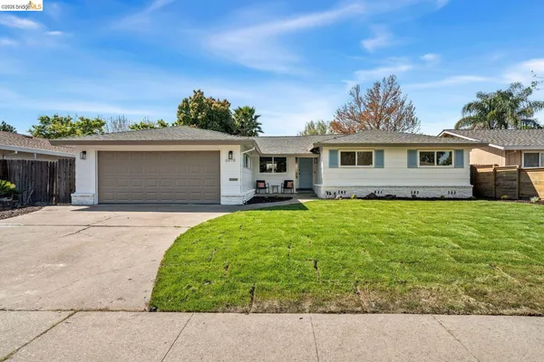 $680,000 | 6978 Flintwood Way, Sacramento, CA 95831