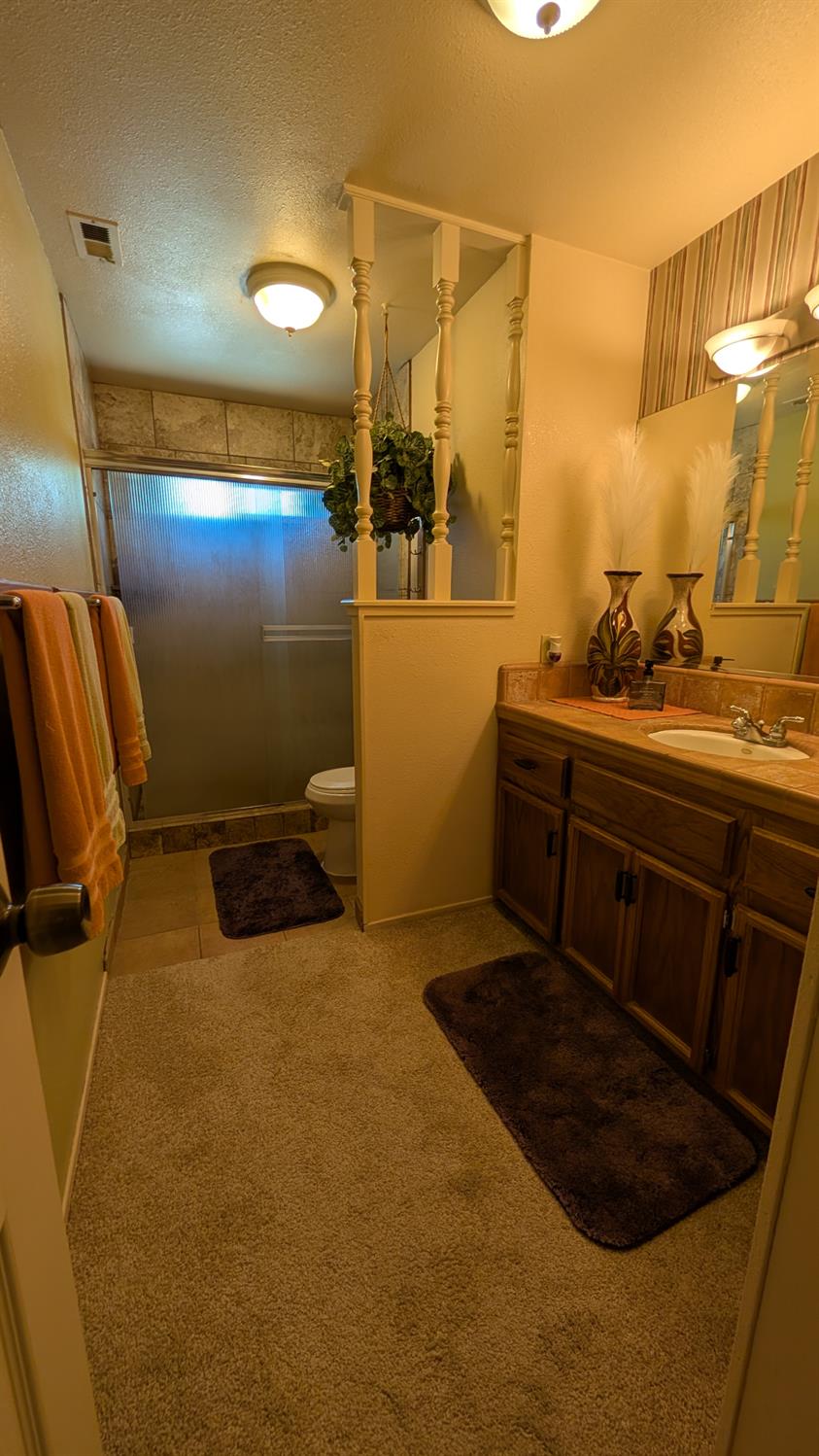 404 Fall Avenue Madera, CA 93637 - Photo 14 of 23