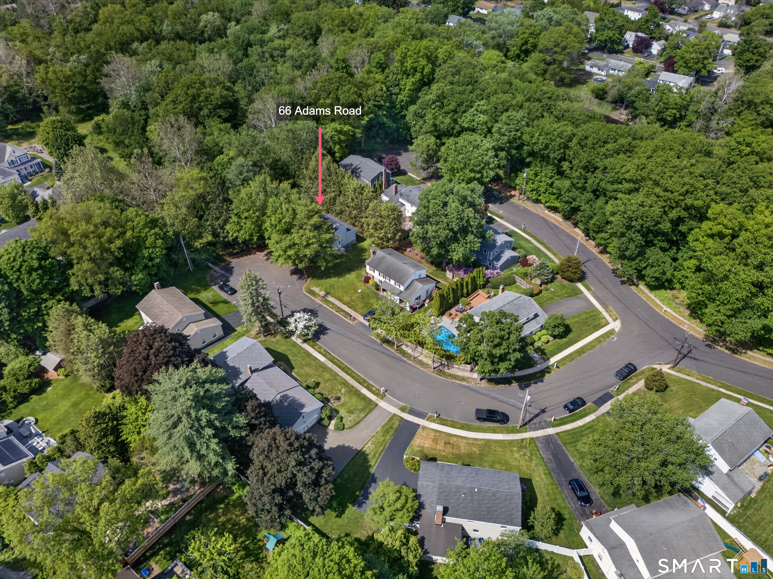 66 Adams Road Fairfield, CT 06824 - Photo 3 of 36