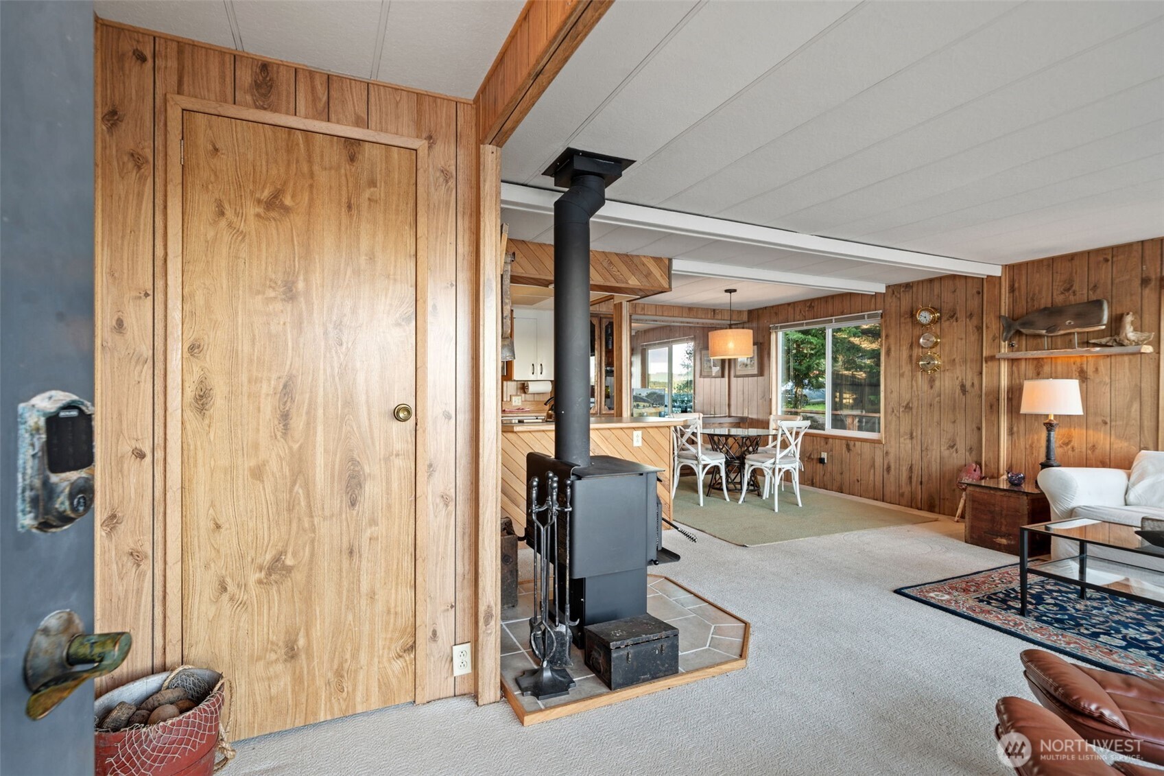 727 East Stretch Island Road South Grapeview, WA 98546 - Photo 13 of 36 Gallery Image 13