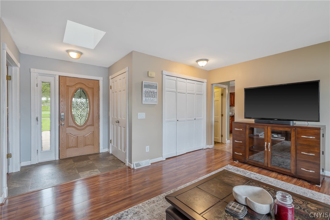 845 Forest Avenue Fulton, NY 13069 - Photo 4 of 49