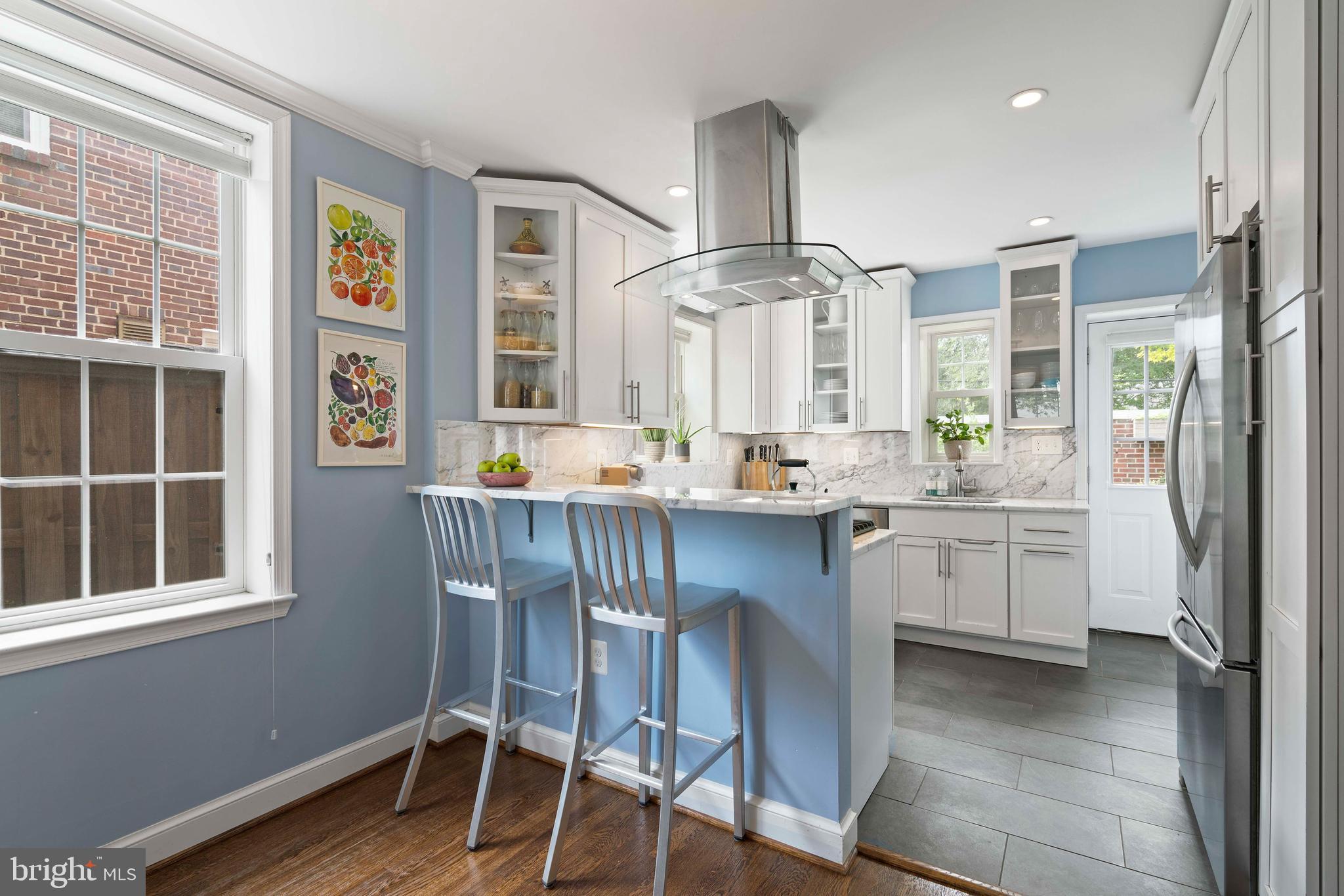 1608 Roxanna Road Northwest Washington, DC 20012 - Photo 2 of 28