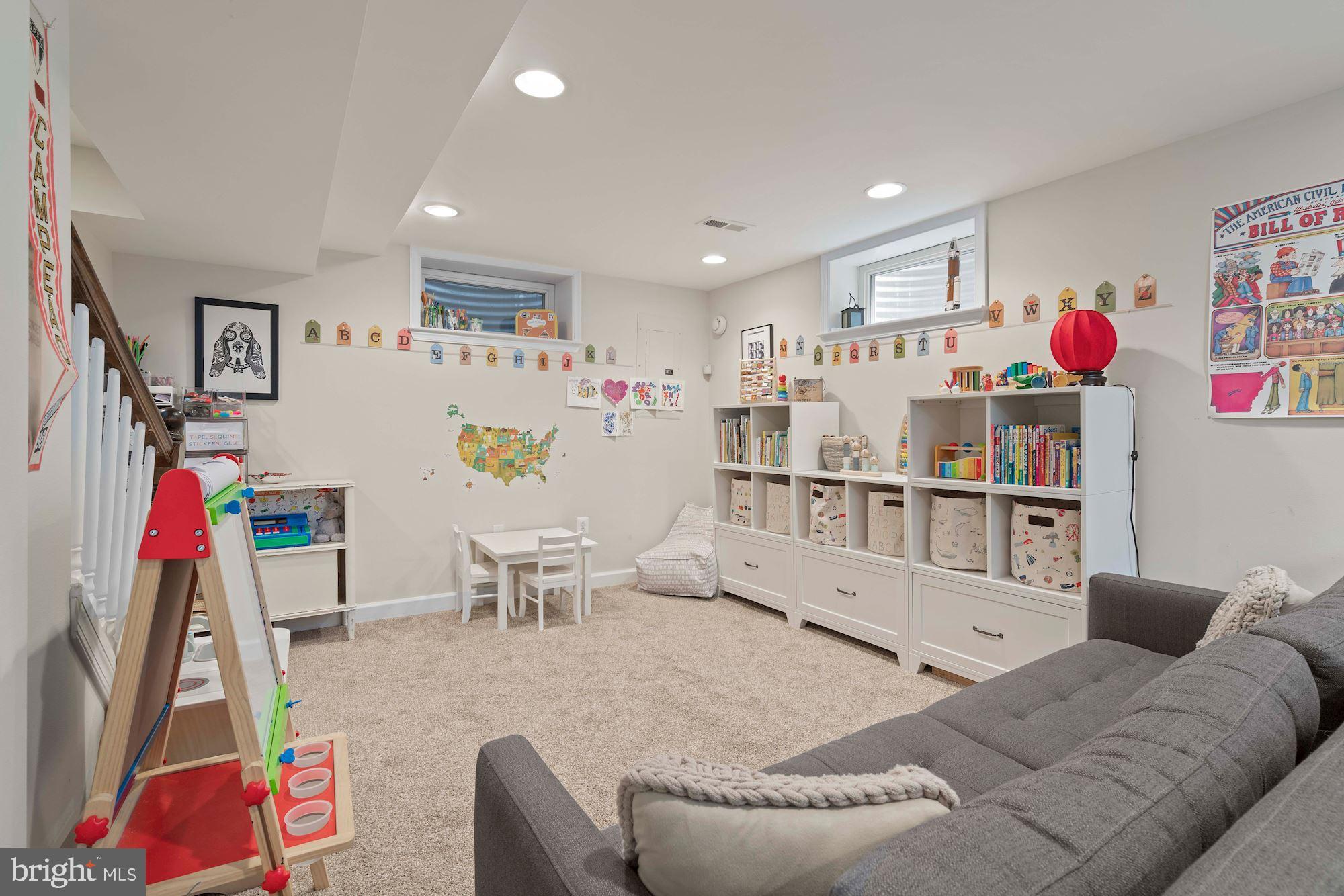 1608 Roxanna Road Northwest Washington, DC 20012 - Photo 18 of 28