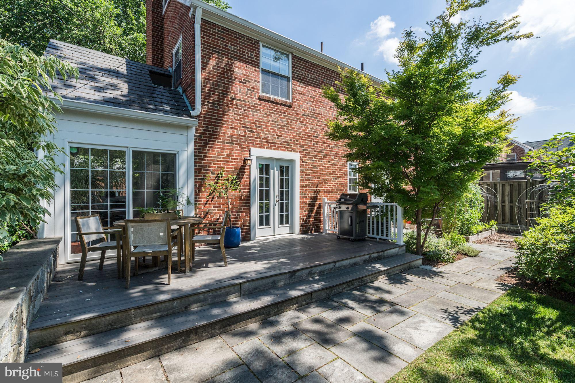 1608 Roxanna Road Northwest Washington, DC 20012 - Photo 23 of 28